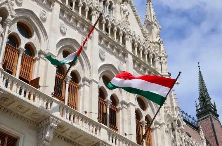 ВНЖ Венгрии за инвестиции