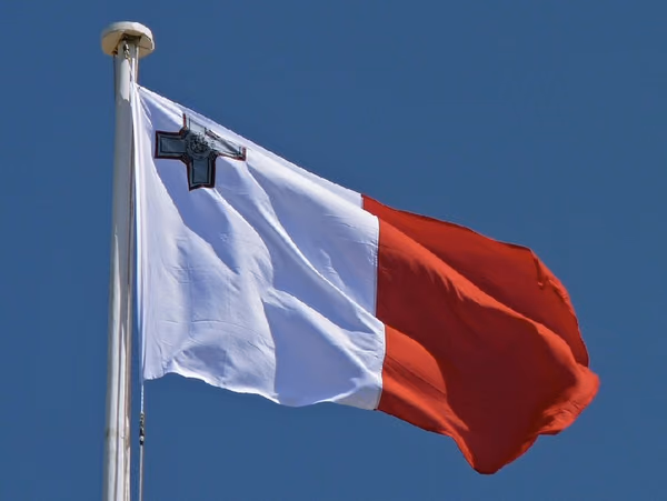 France residence permit guide on table