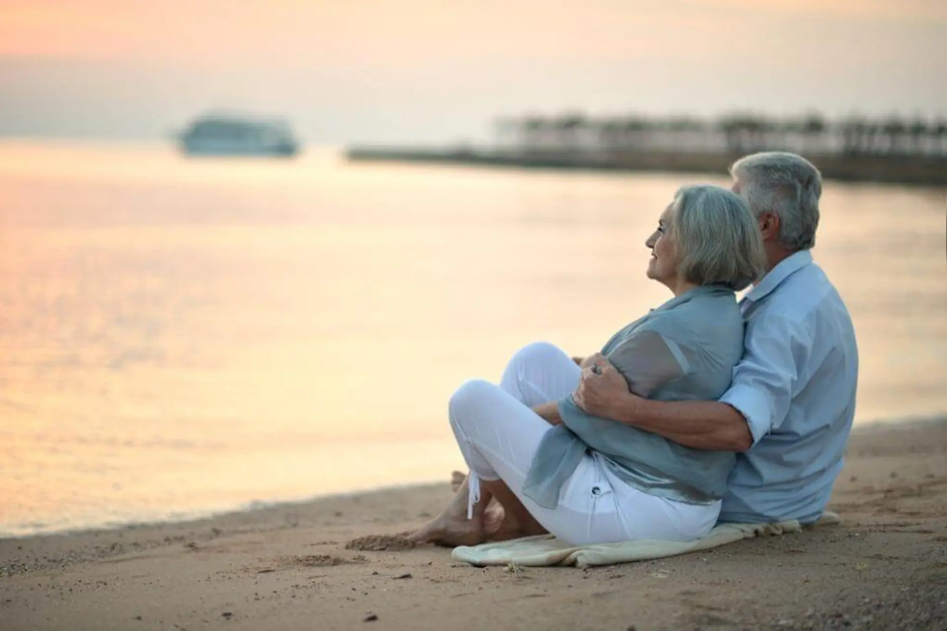 Pension and Migration Statuses - How to Receive Payments in the Presence of Residence Permit and Second Citizenship?
