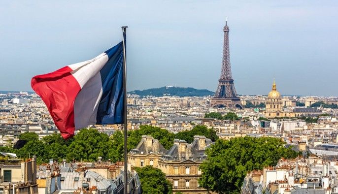 French Residence Permit for Dubai-Based Entrepreneurs under a &ldquo;Visitor&rdquo; Visa