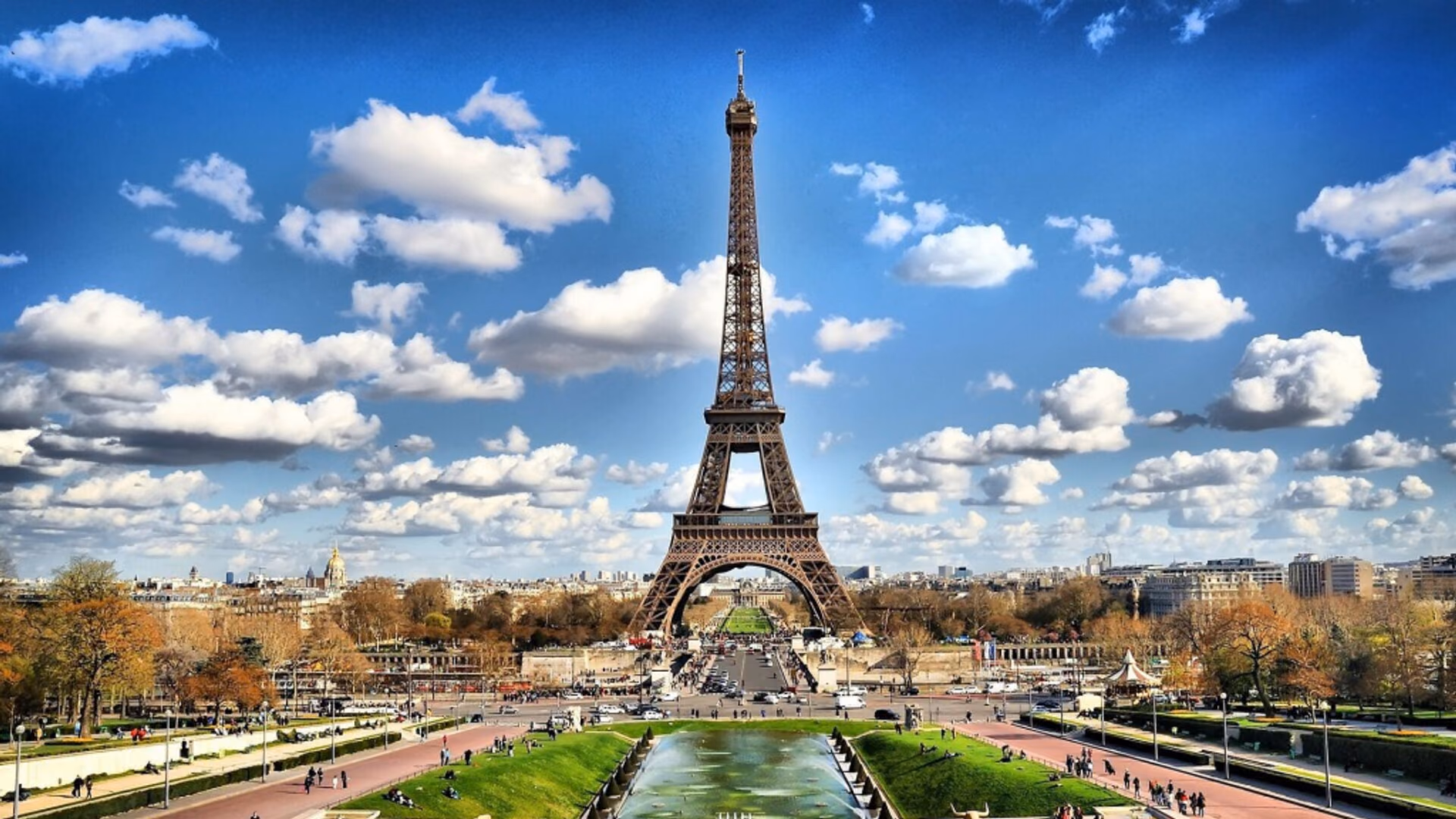 Residence Permit in France for an Israeli Citizen Through UAE