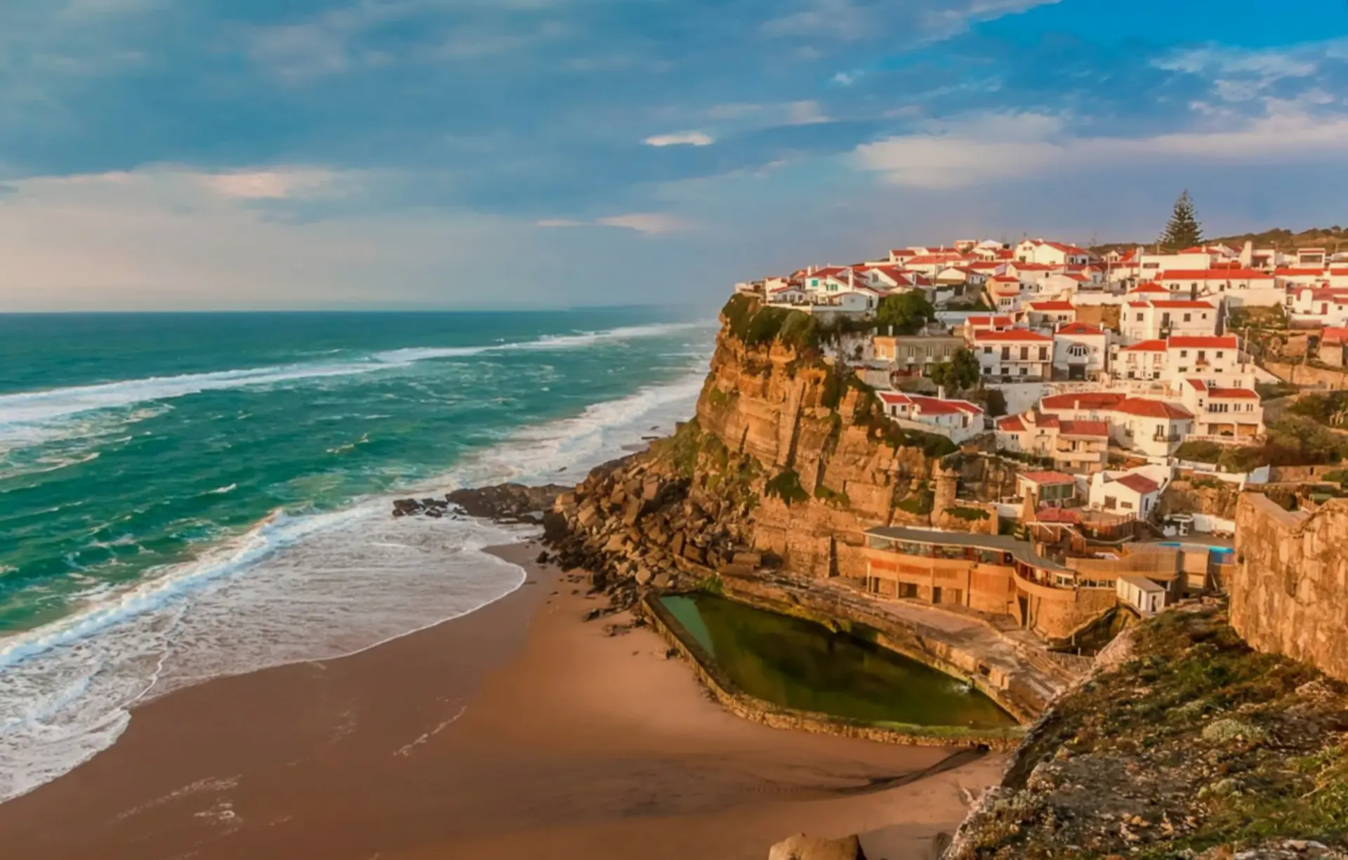 “Golden Visa” Portugal for an investor for investing in a venture capital fund 