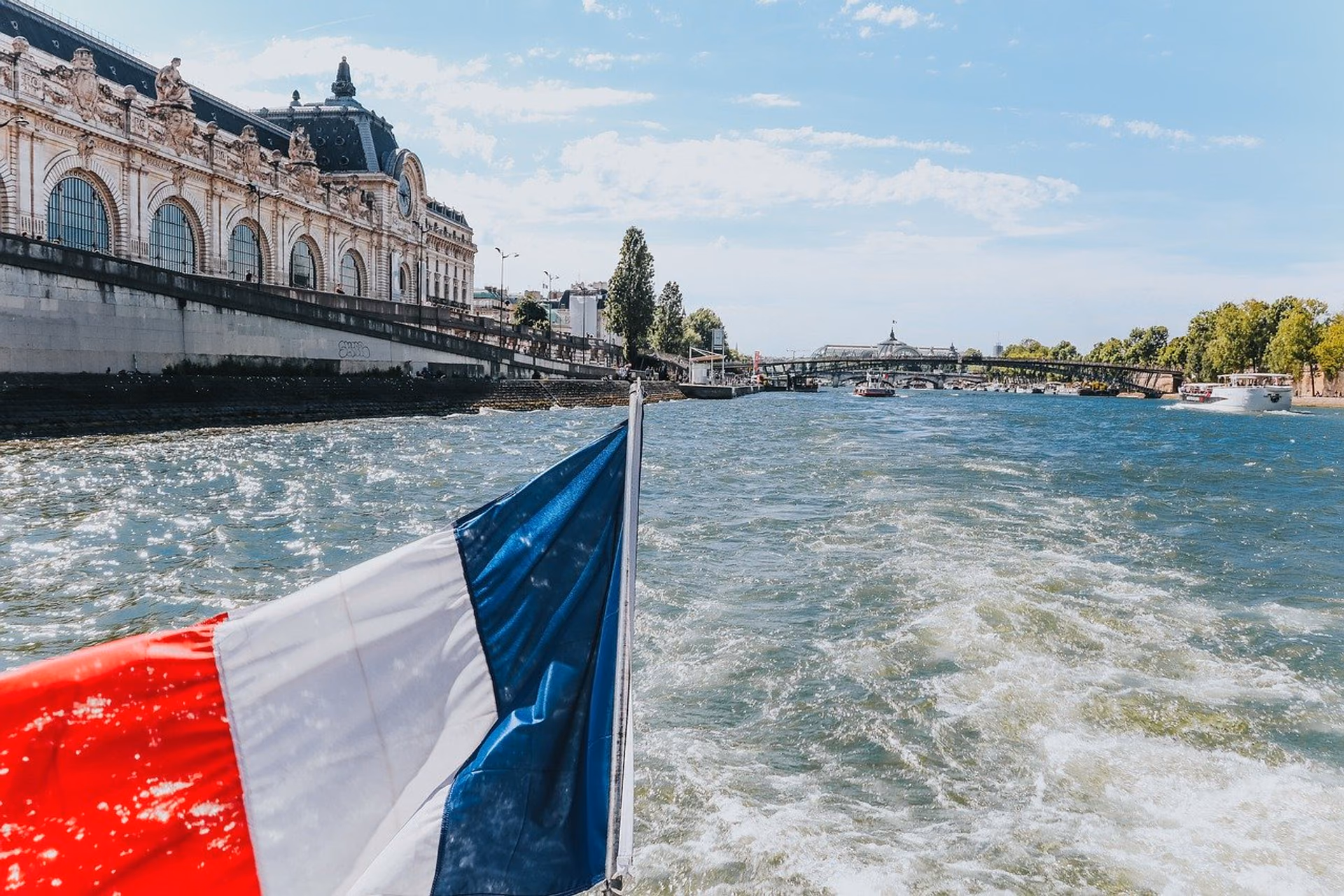 Residence Permit for FNL in France - the Case of a Successful Couple