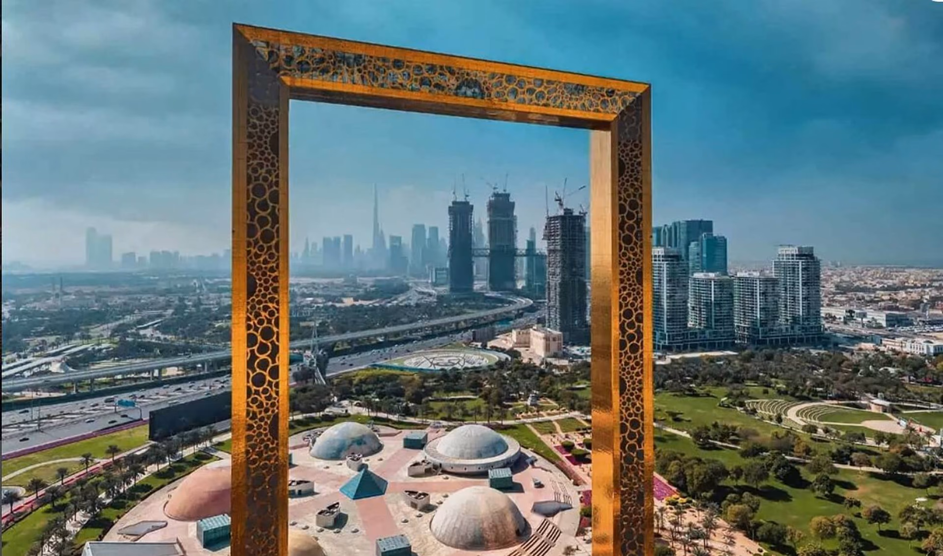 UAE Residence Permit Through a Company in the Free Zone