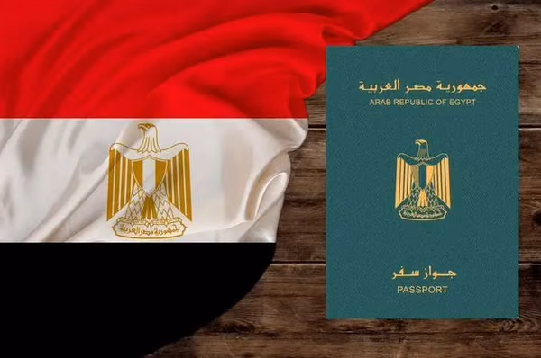 France residence permit guide on table